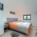 Lora By Interhome