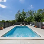 Lora By Interhome