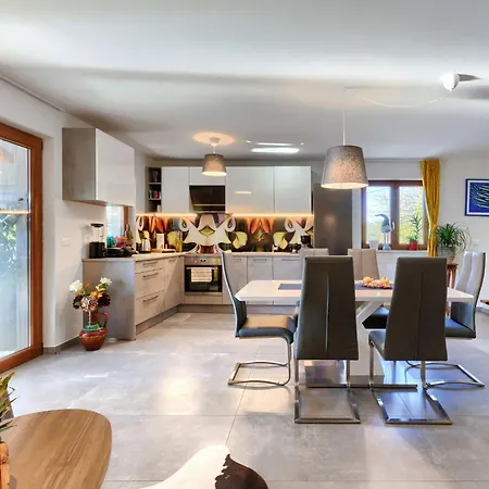 Lora By Interhome *