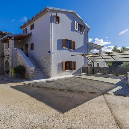 Holiday home Lora By Interhome Krsan