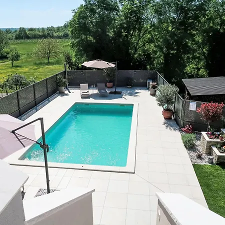 Holiday home Lora By Interhome